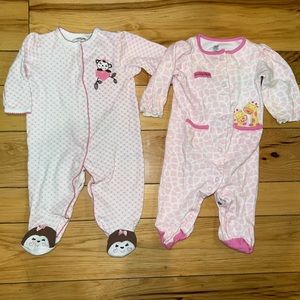 Pair of 6 month footsie pajamas